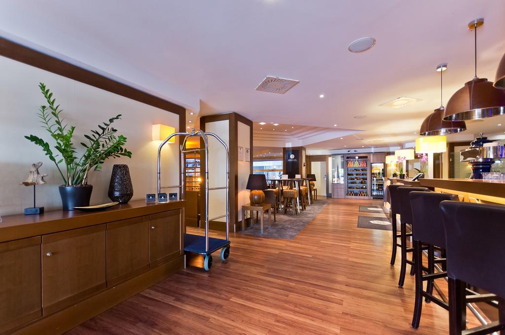 อาร์ตโฮเทล อนา อิม โอลิมเปียพาร์ค Hotel มิวนิก ภายนอก รูปภาพ